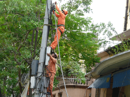 Công ty Điện lực Thanh Hóa phấn đấu hoàn thành tốt mục tiêu, kế hoạch năm 2011